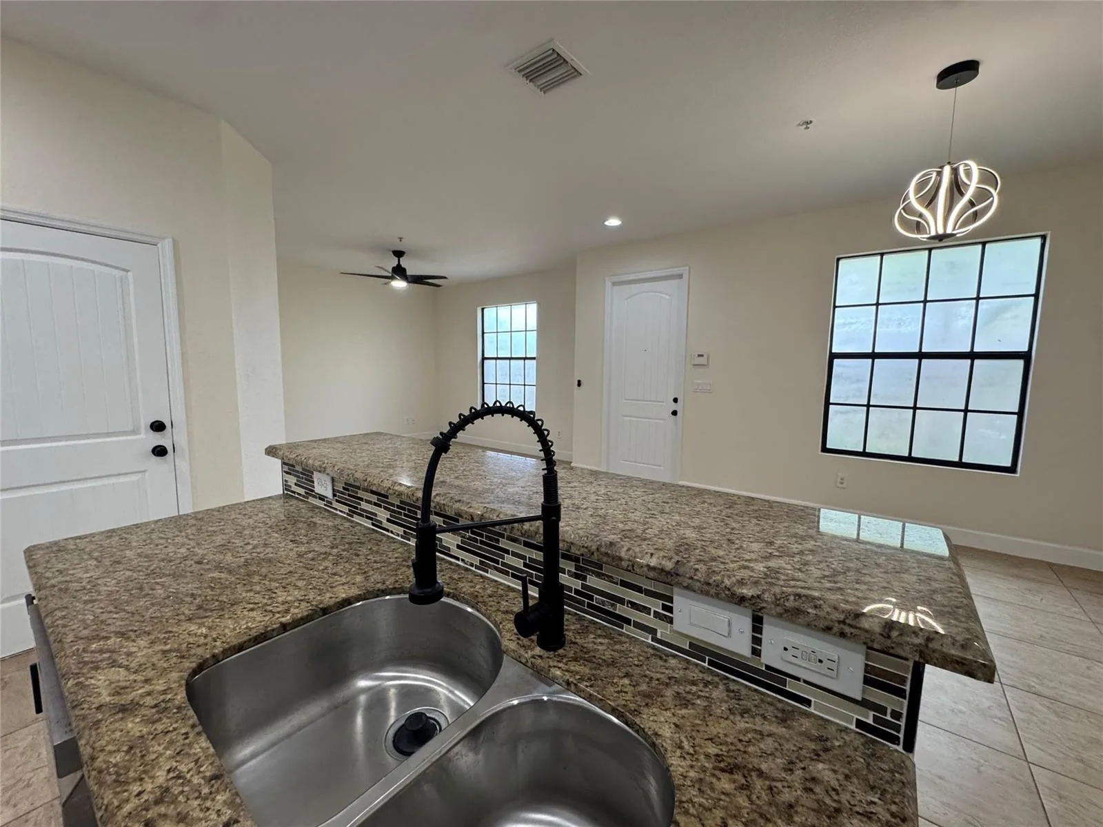 749 SW 3rd Avenue, Pompano Beach, FL 33060 photo 3