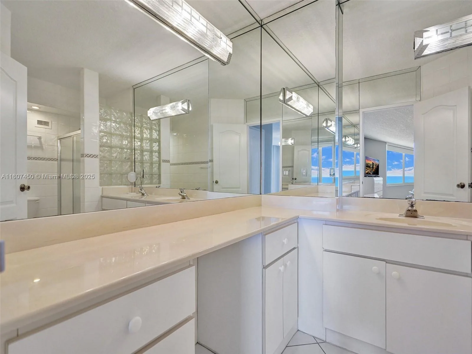 3725 S OCEAN DR # 1506, Hollywood, FL 33019 photo 10