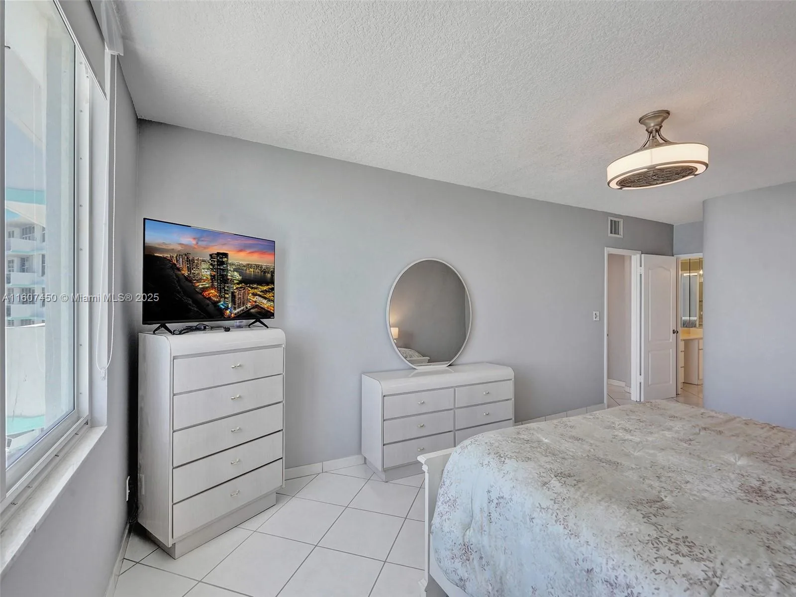 3725 S OCEAN DR # 1506, Hollywood, FL 33019 photo 9