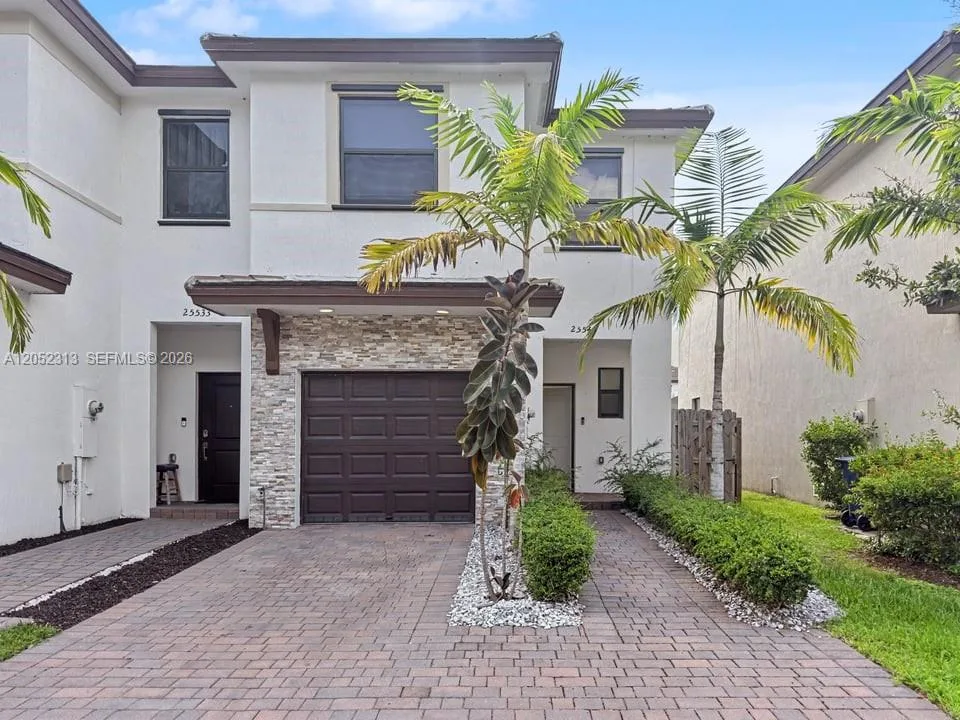 25545 SW 109th Ave, Homestead, FL 33032