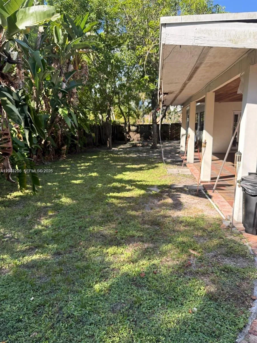 5600 SW 74th Ct, Miami, FL 33143 photo 2