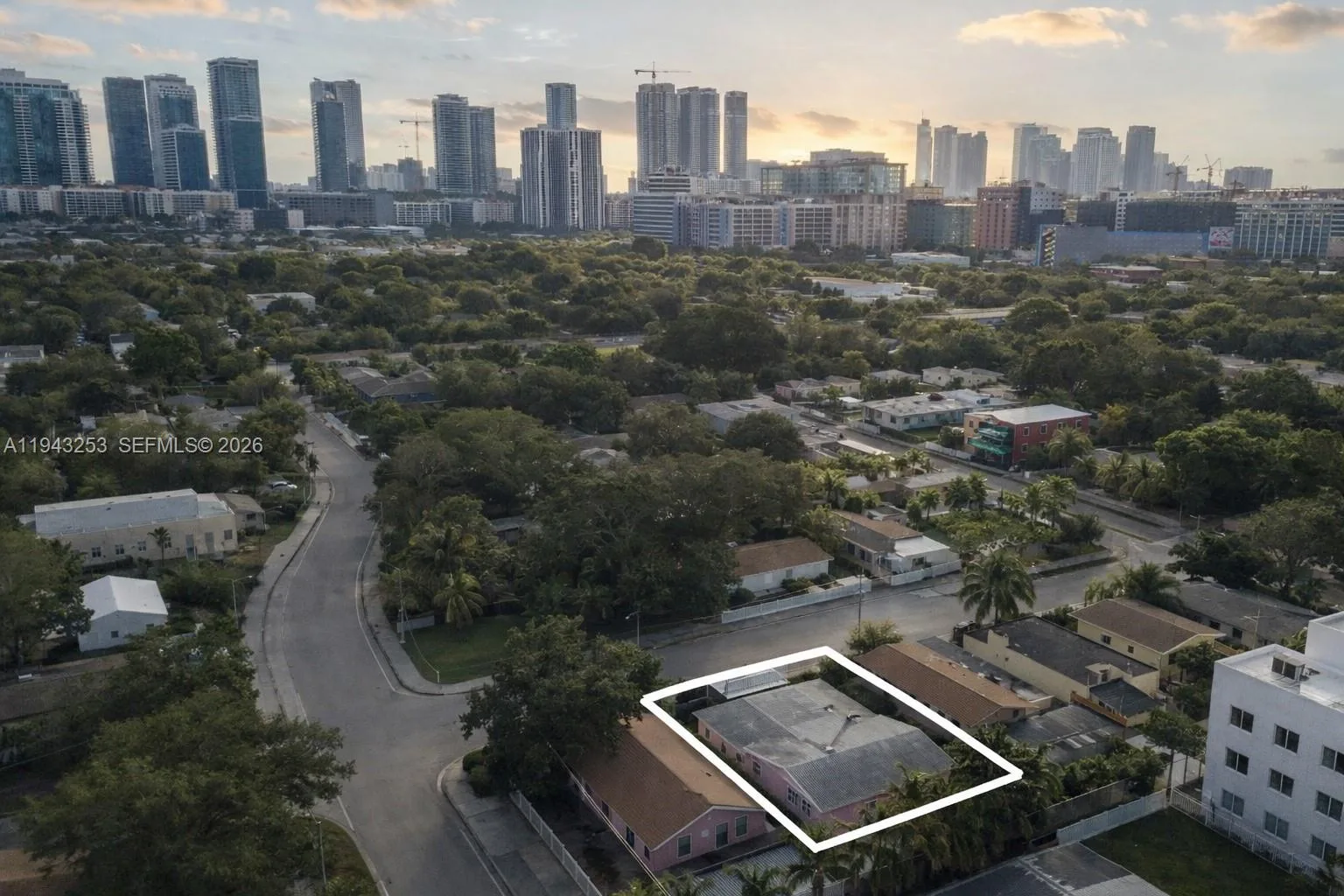 3240 NW 3rd Ave, Miami, FL 33127 photo 3