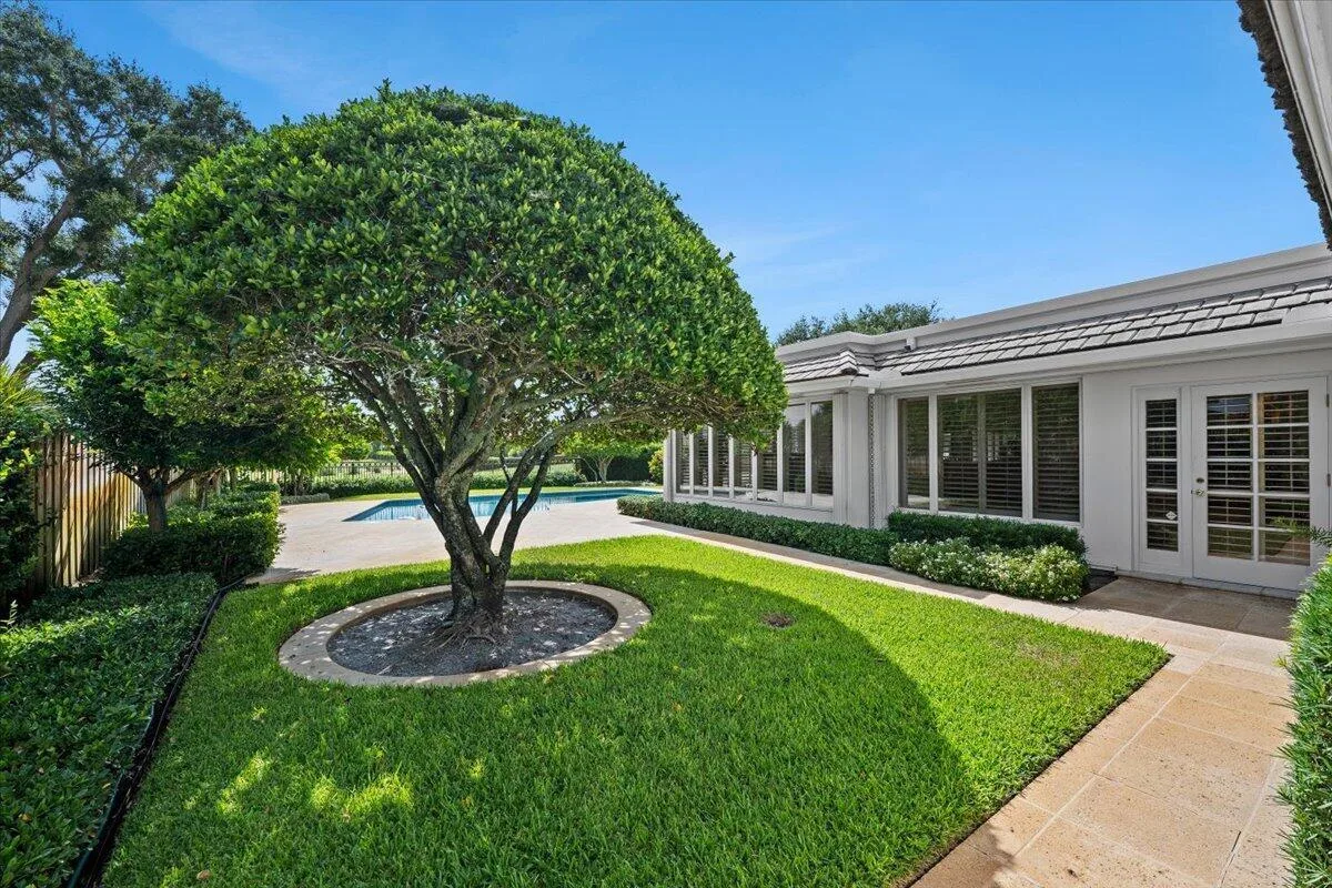 1000 Country Club Drive, North Palm Beach, FL 33408 photo 5