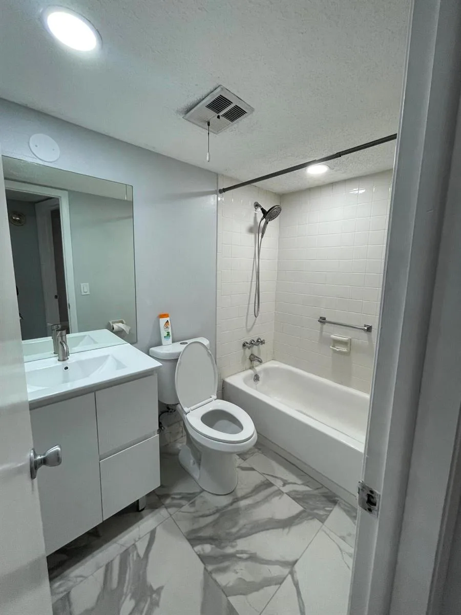 5980 NW 64TH Avenue # 203, Tamarac, FL 33319 photo 8