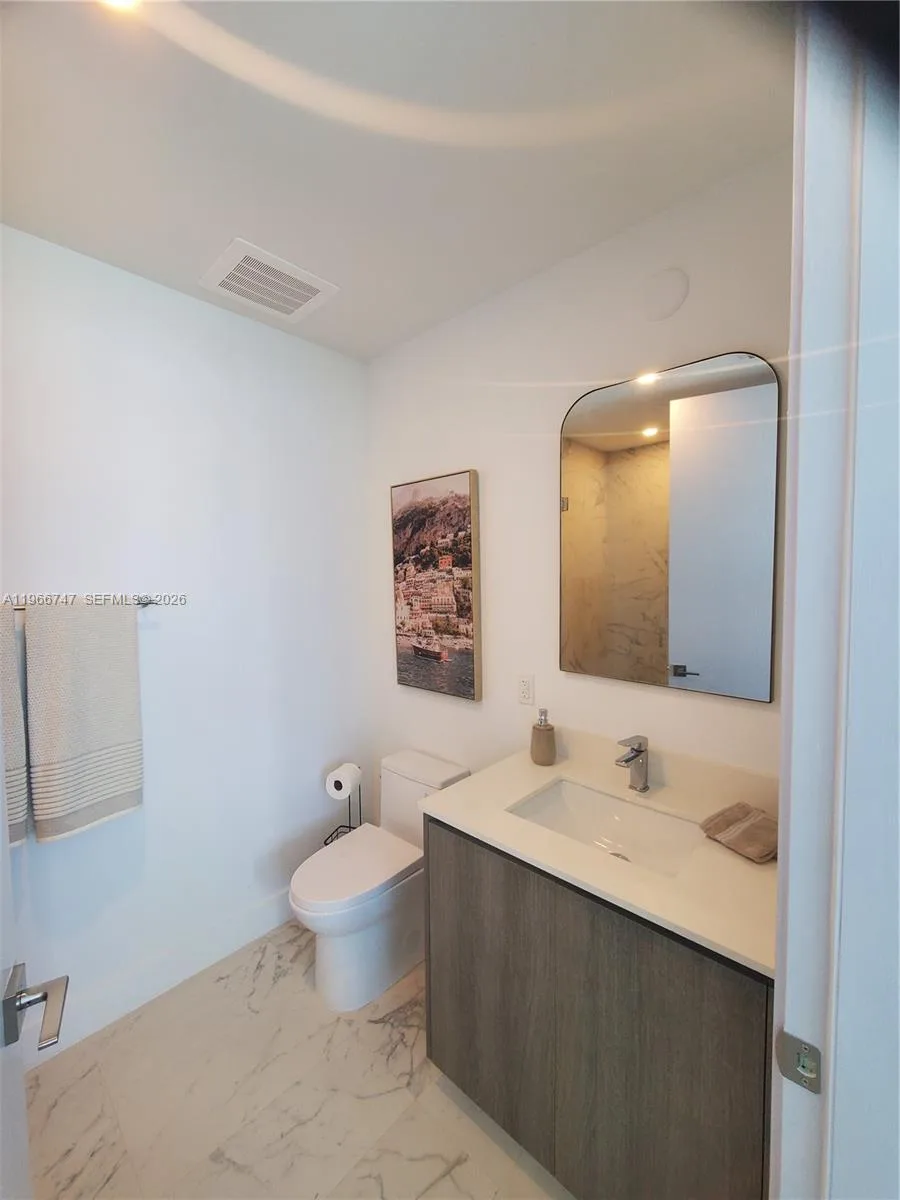 17550 COLLINS # 1402, Sunny Isles Beach, FL 33160 photo 12