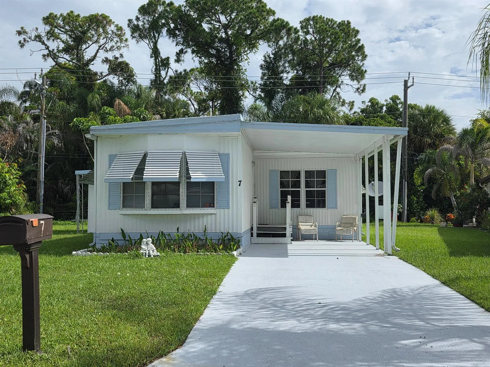 7 Quintana Roo Lane, Port St. Lucie, FL 34952