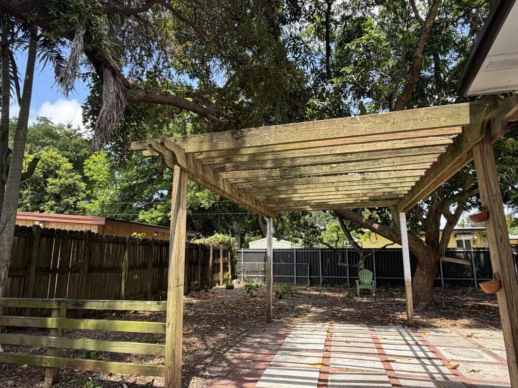 3611 SW 33rd Avenue, West Park, FL 33023 photo 3