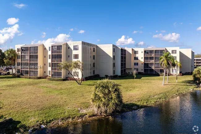 2075 NW 46th Ave # I201, Lauderhill, FL 33313