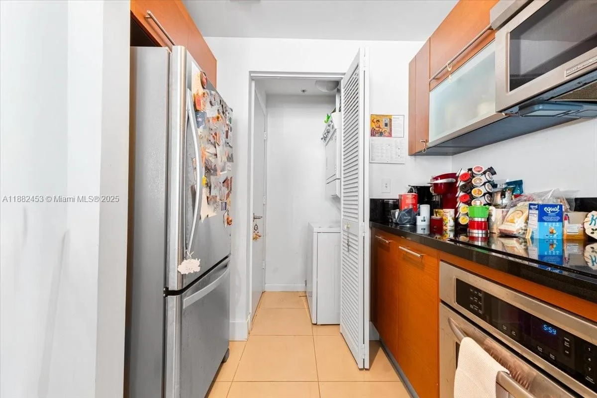 244 Biscayne Blvd # 3506, Miami, FL 33132 photo 3