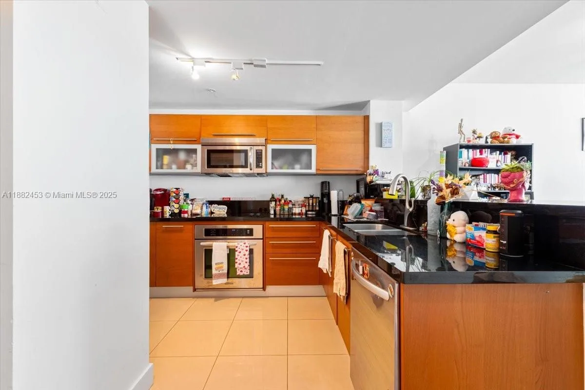 244 Biscayne Blvd # 3506, Miami, FL 33132 photo 5