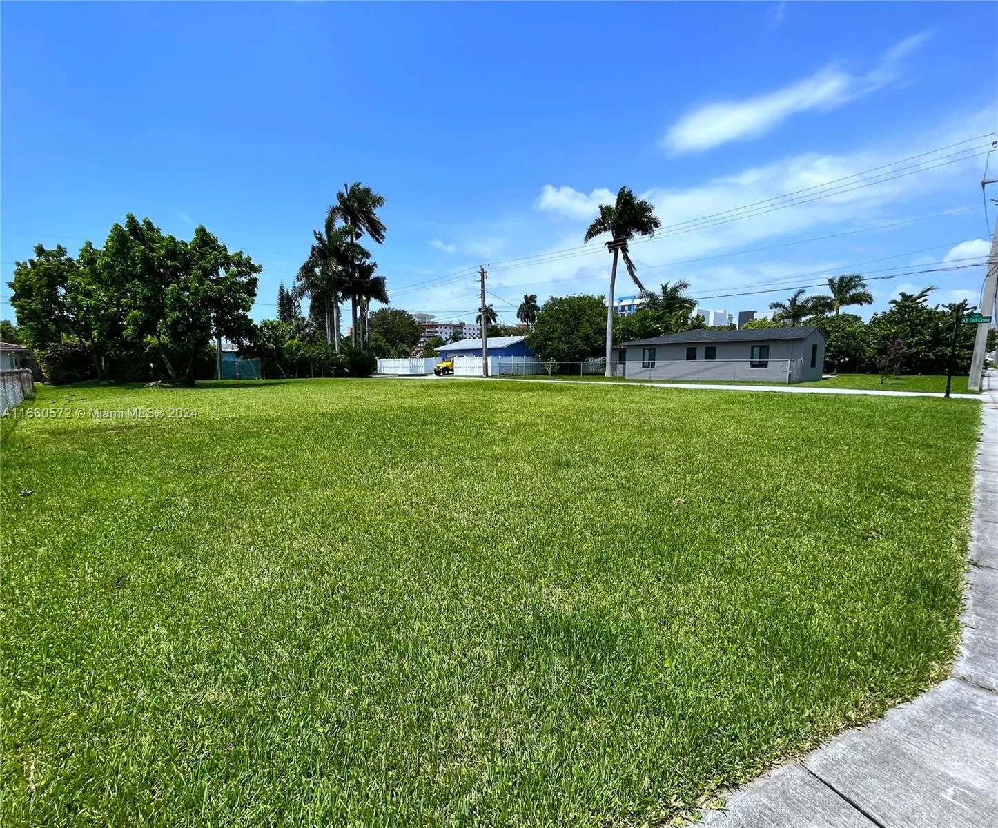 212 NE 1st St, Dania Beach, FL 33004 photo 4