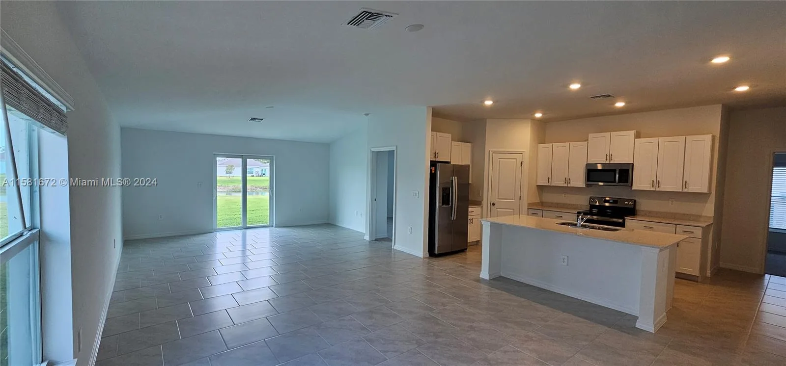 12202 Amber Waves, Lehigh Acres, FL 33974 photo 2