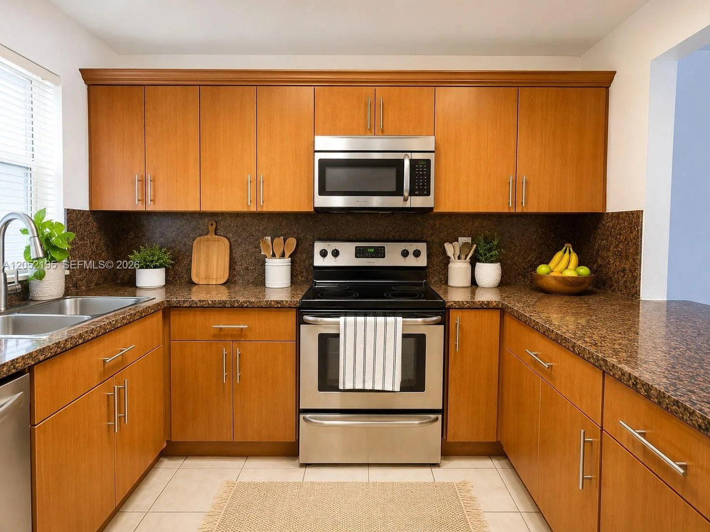 1750 W 46th St # 518, Hialeah, FL 33012 photo 10