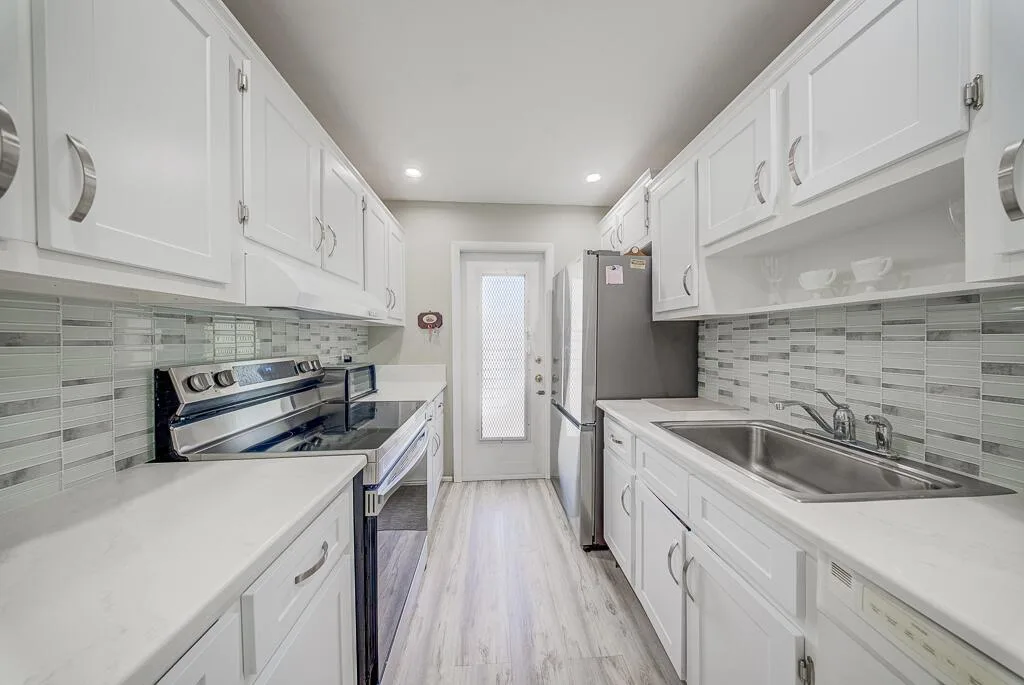 3600 N Ocean Drive # 109, Singer Island, FL 33404 photo 8