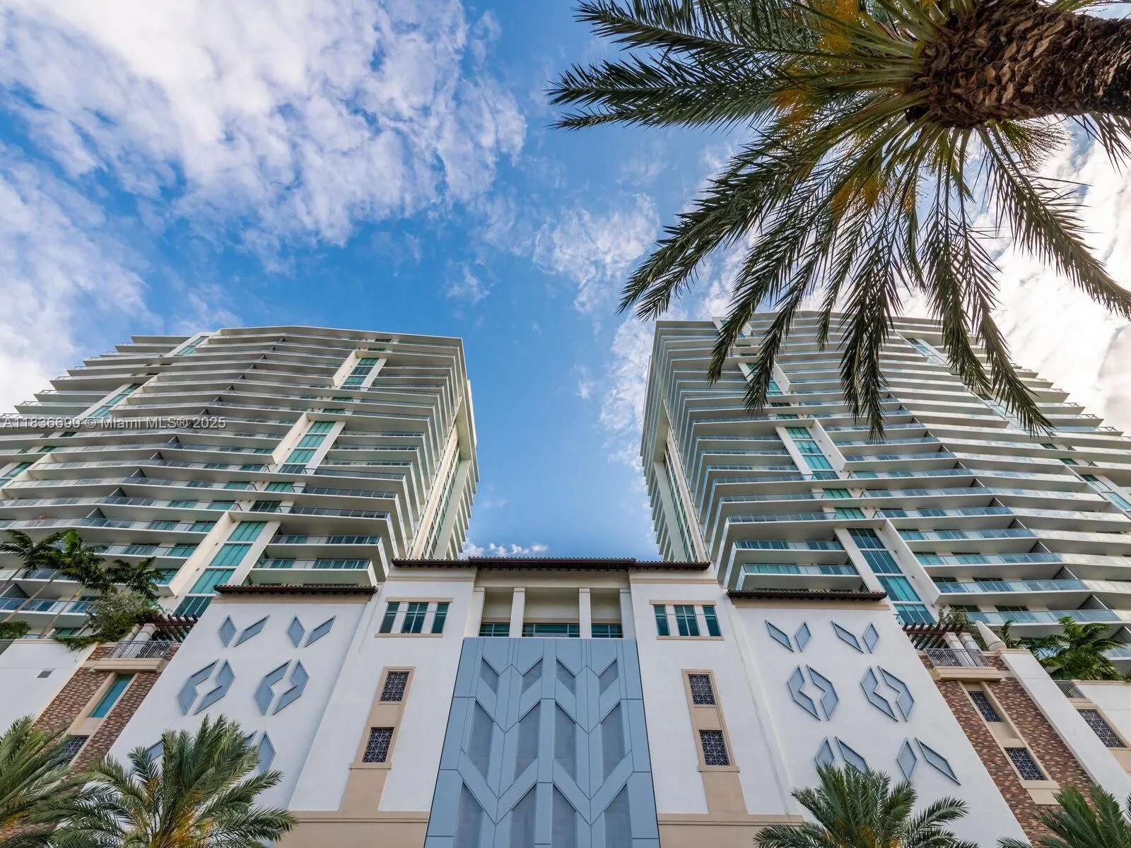 300 Sunny Isles Blvd # 5-1605, Sunny Isles Beach, FL 33160
