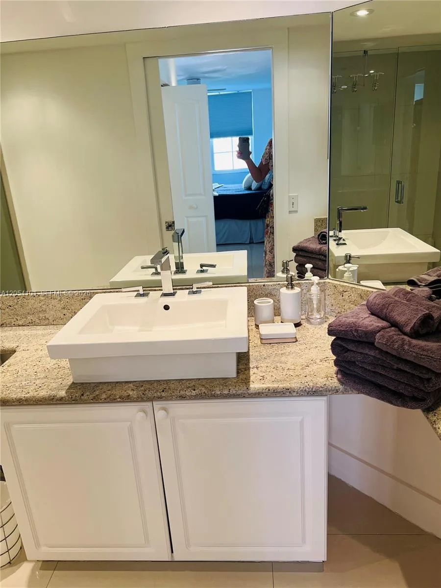 19901 E Country Club Dr # 2401, Aventura, FL 33180 photo 13