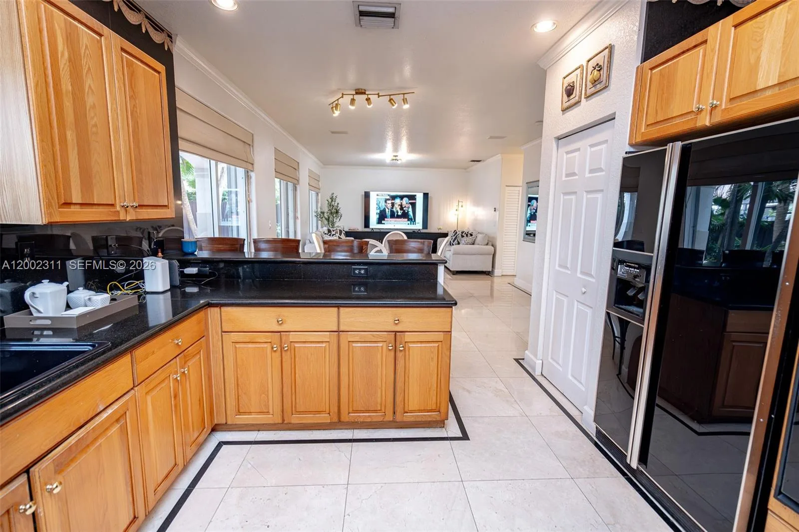 6772 NW 111th Ave, Doral, FL 33178 photo 10