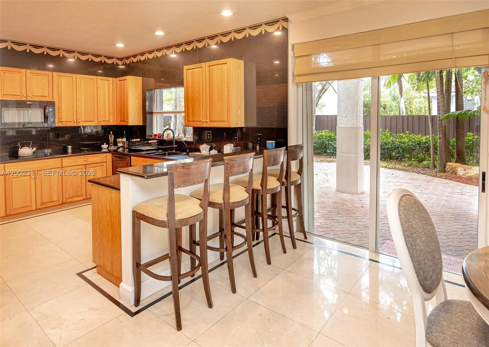 6772 NW 111th Ave, Doral, FL 33178 photo 11