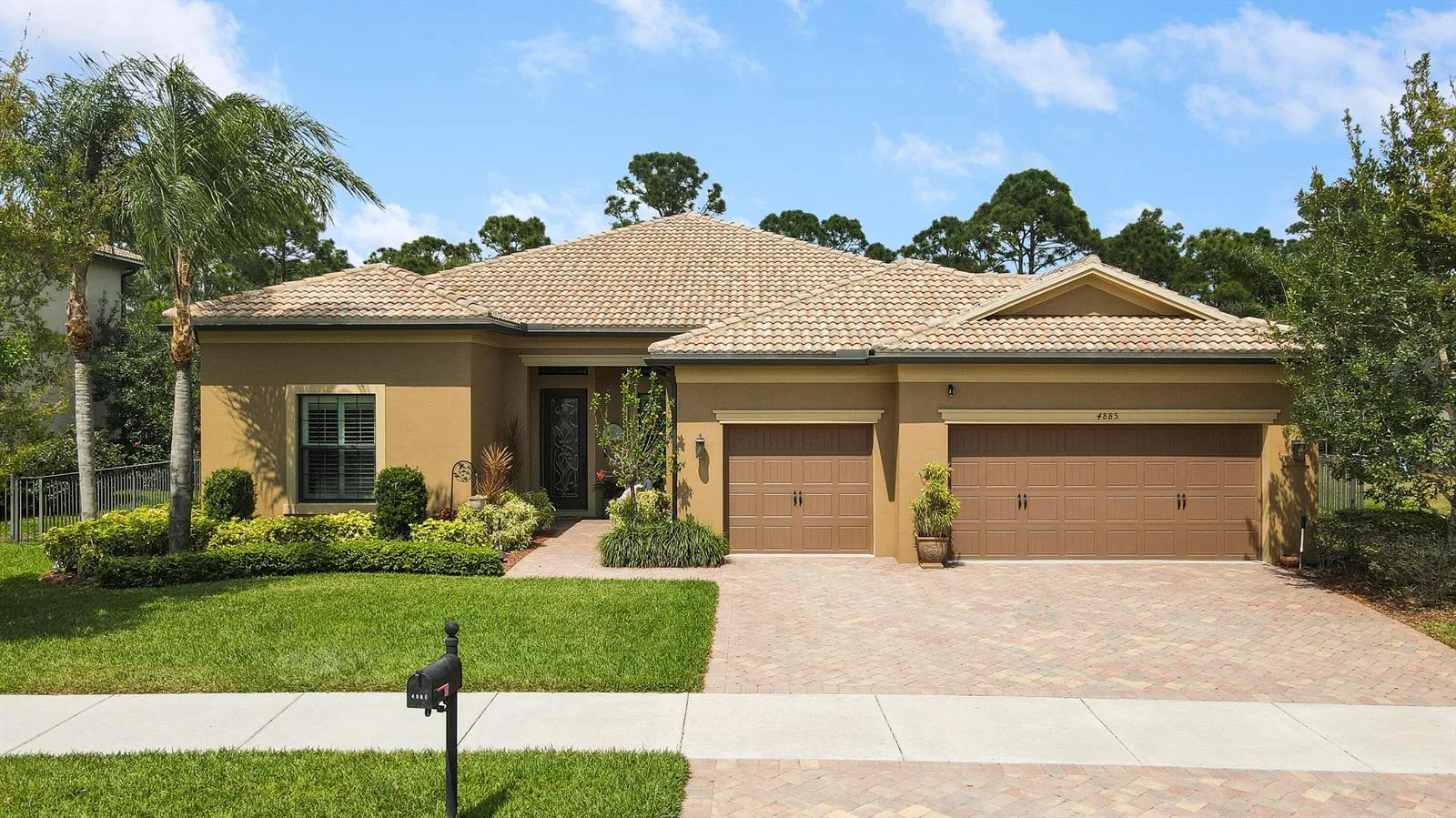 4885 SW Gossamer Circle, Palm City, FL 34990