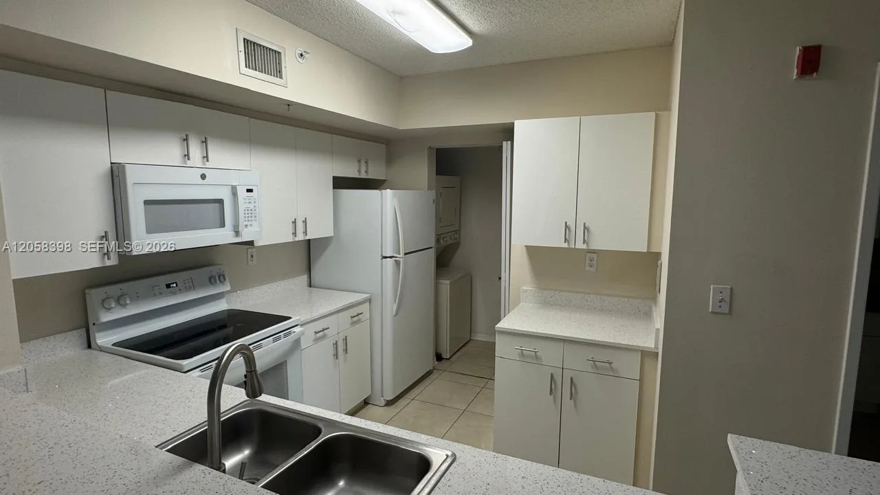 2600 S University Dr # 325, Davie, FL 33328 photo 8