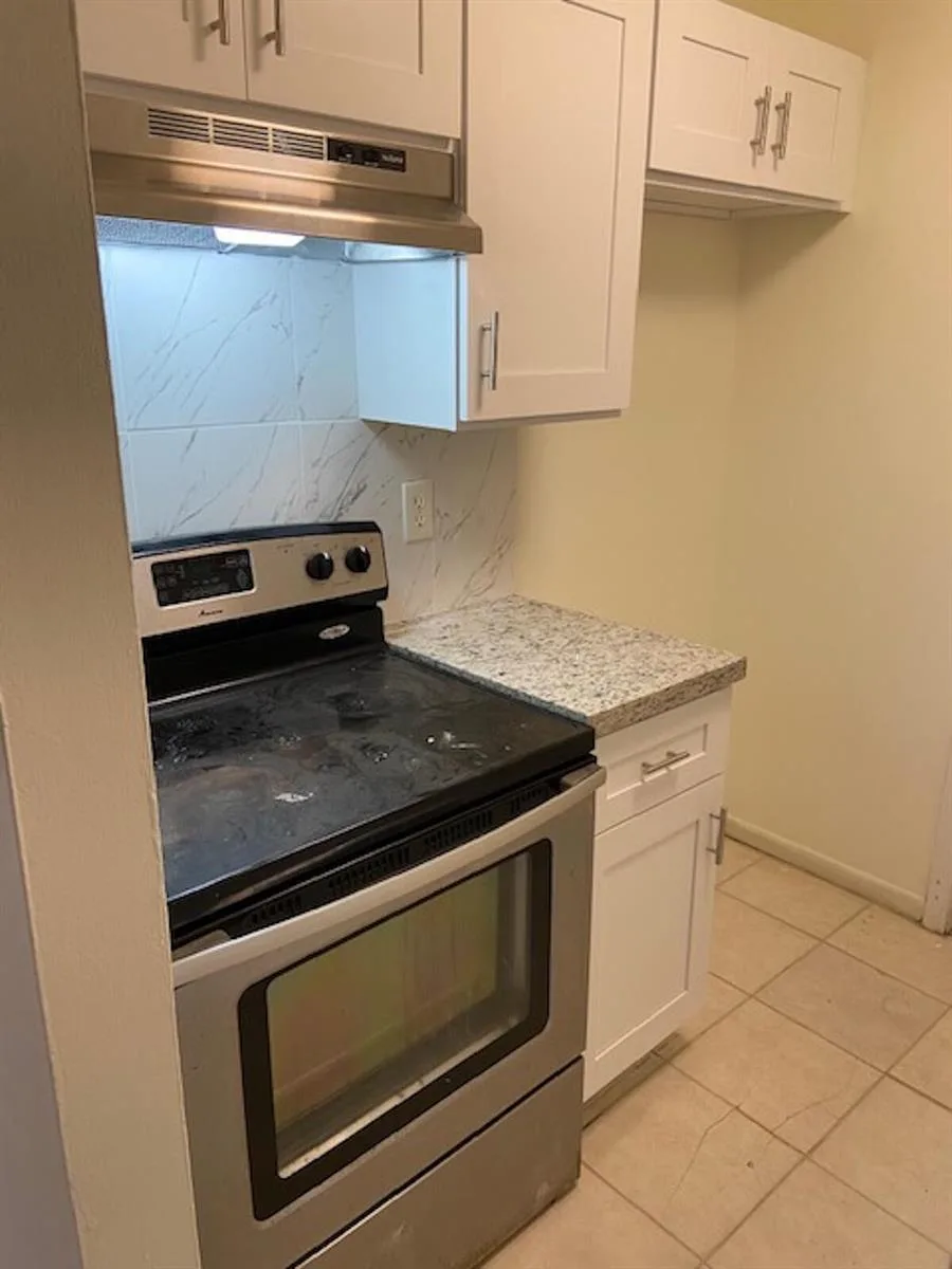 2530 Pierce Street # 202, Hollywood, FL 33020 photo 2