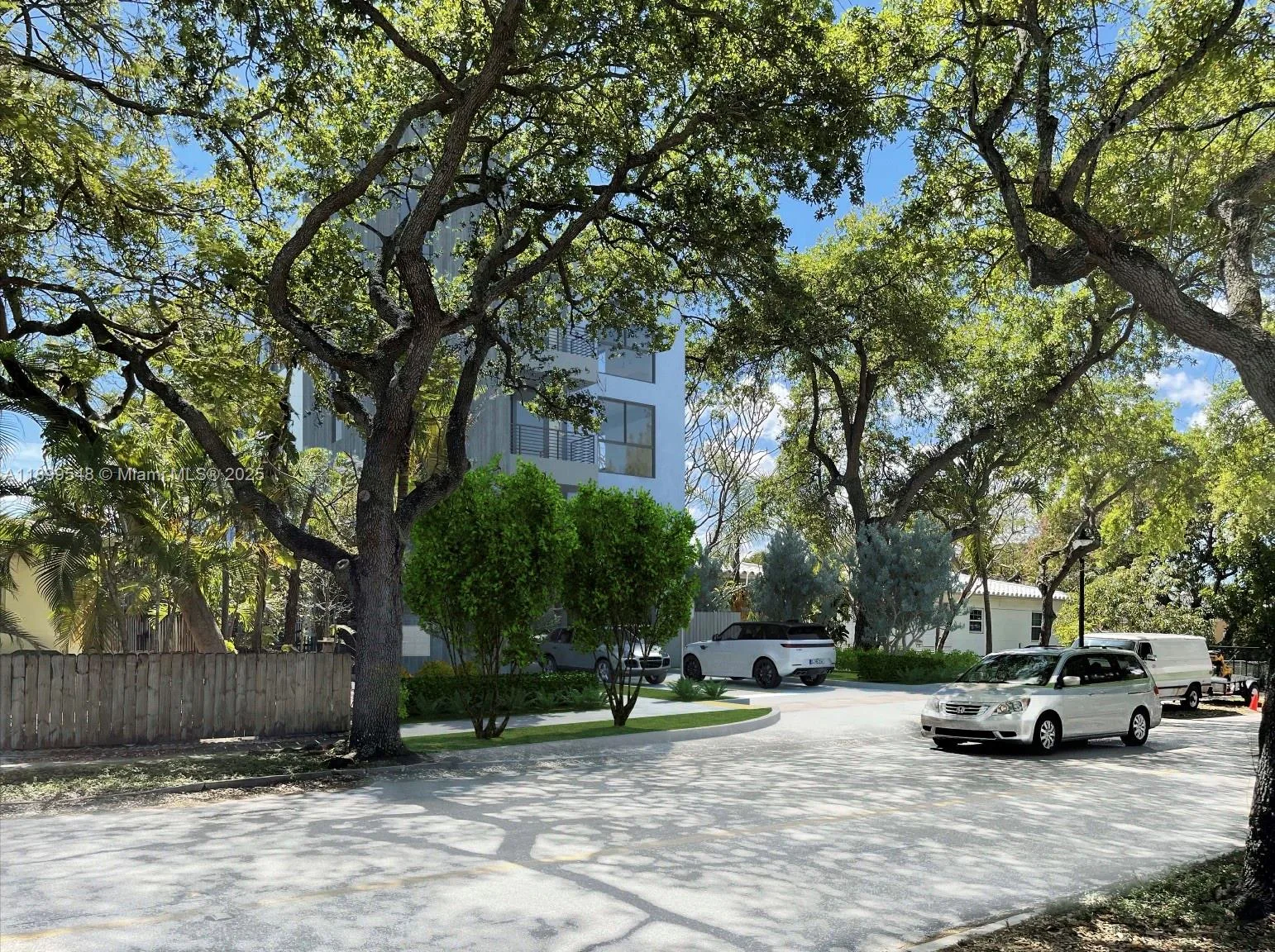 1910 Washington St, Hollywood, FL 33020 photo 2