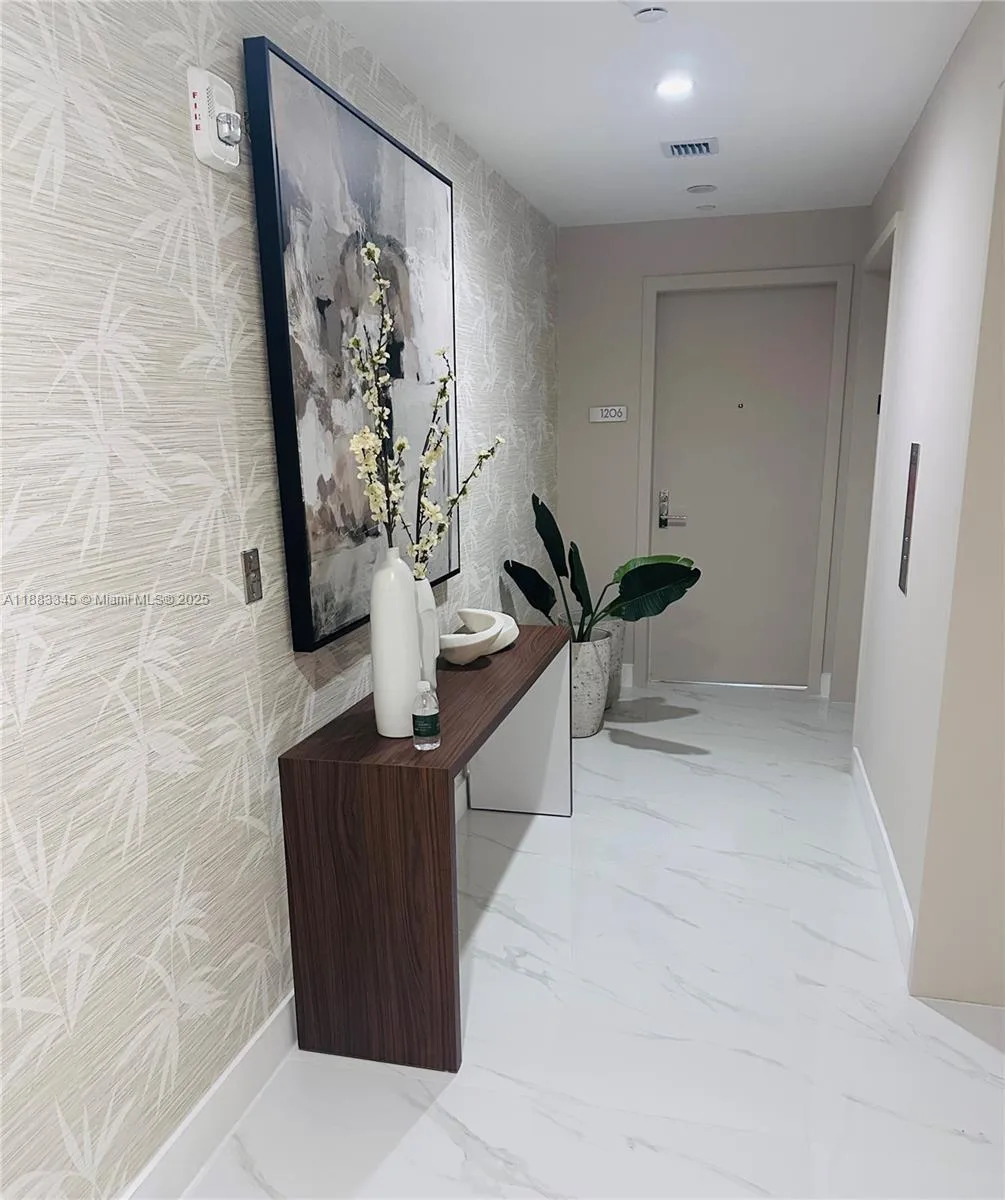 700 NE 24th St # 1206, Miami, FL 33137 photo 2