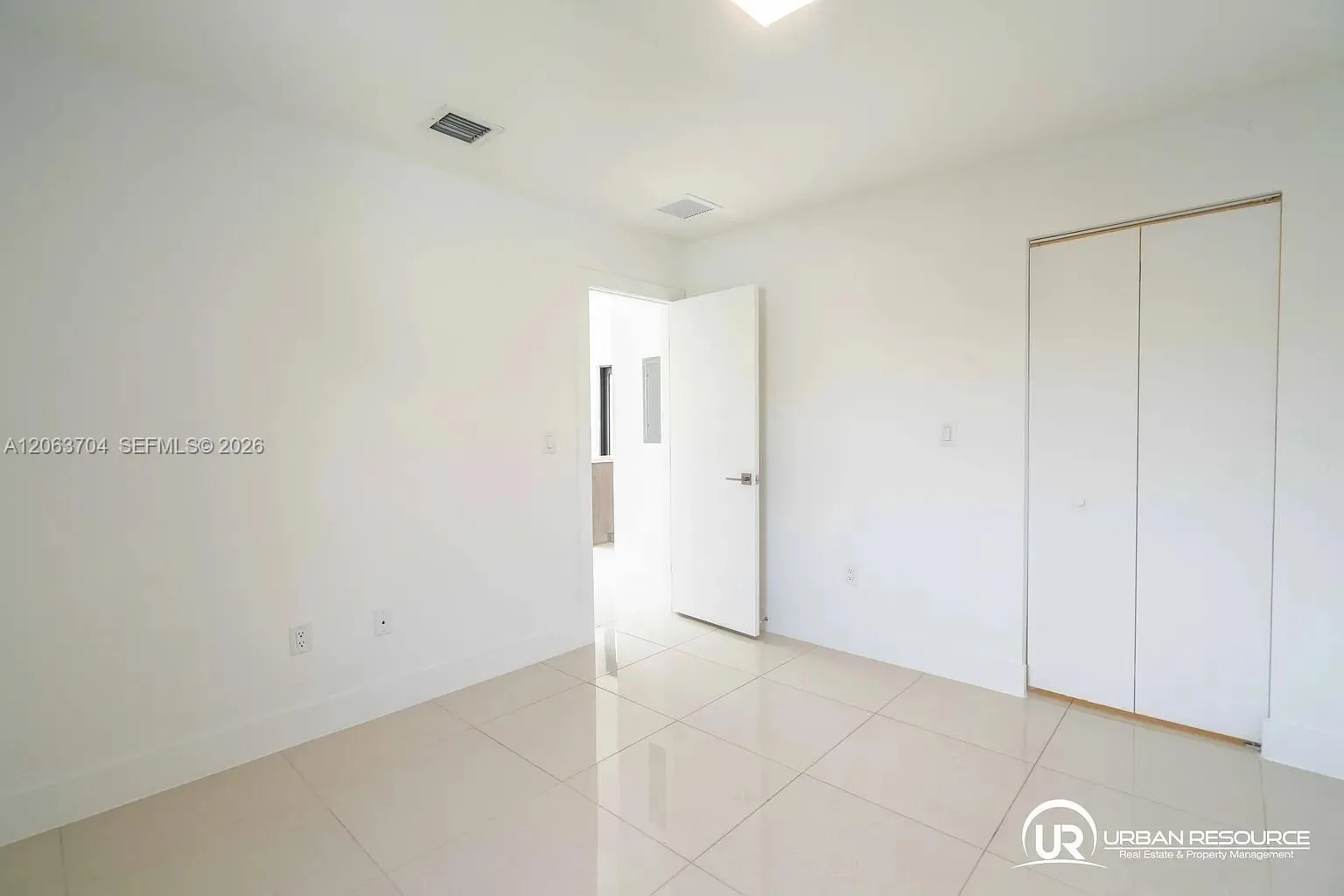 1971 Bay Dr # 122, Miami Beach, FL 33141 photo 8