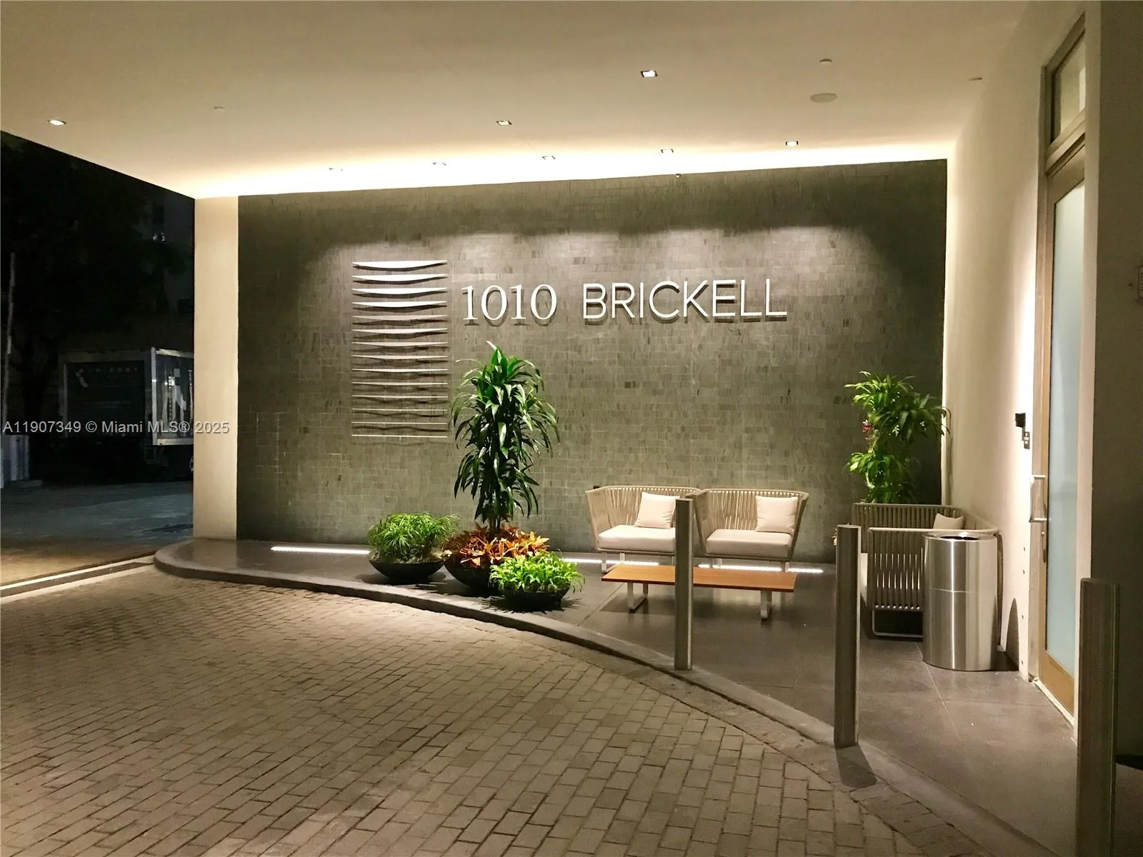 1010 Brickell Ave # 3302, Miami, FL 33131
