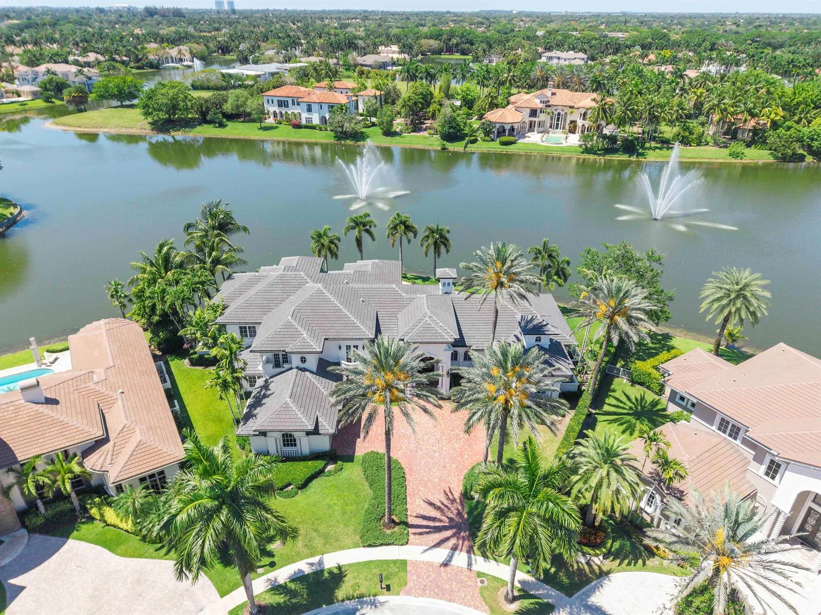 366 SWEET BAY Avenue, Plantation, FL 33324 photo 2