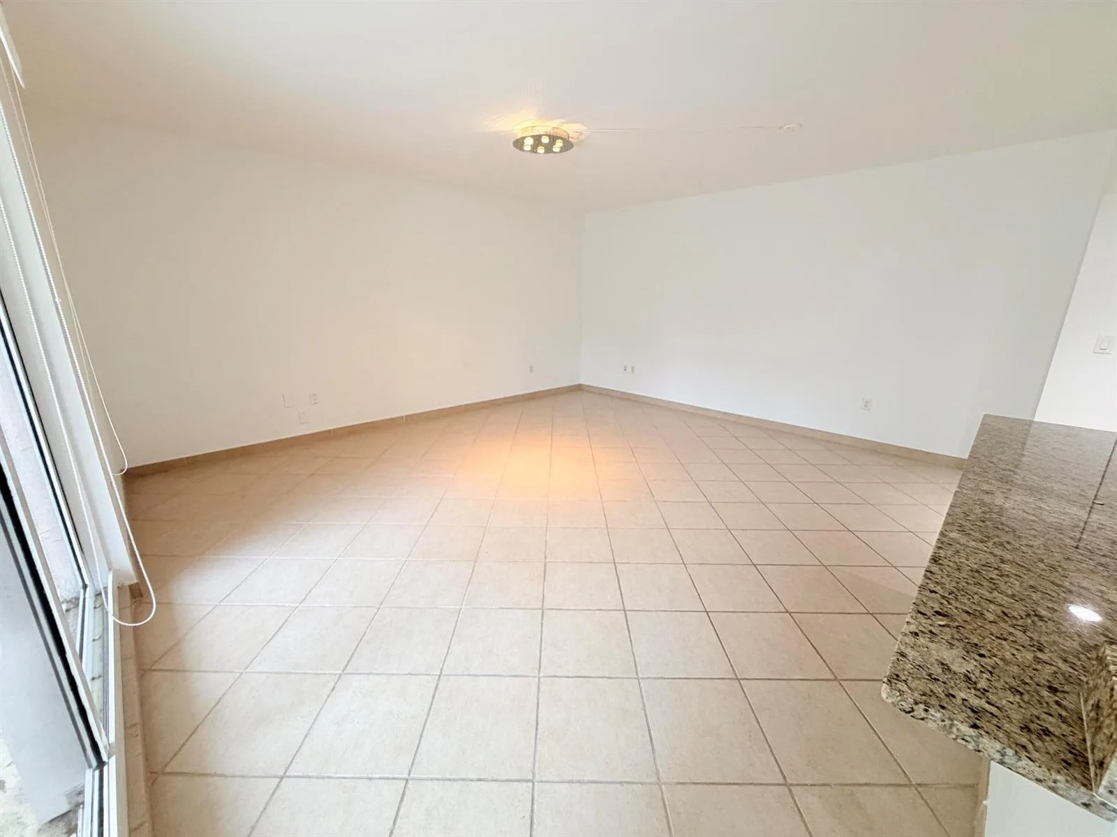 19900 E Country Club Drive # 210, Aventura, FL 33180 photo 8