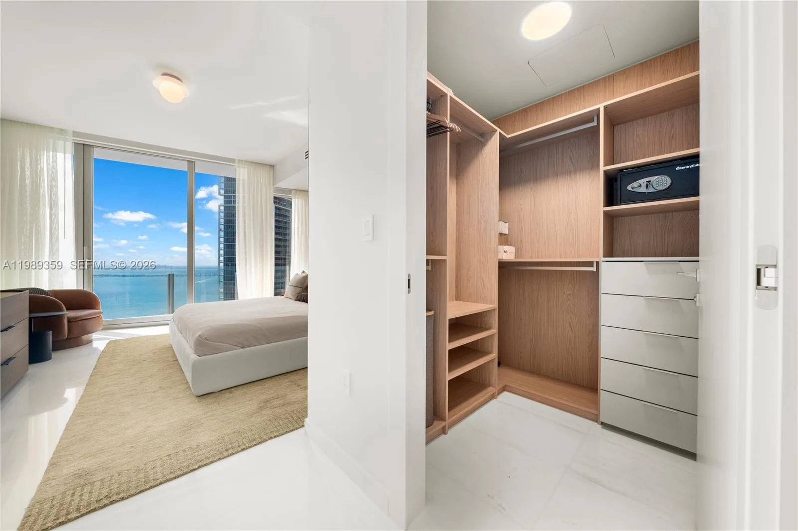 300 Biscayne Boulevard Way # 3005W, Miami, FL 33131 photo 12