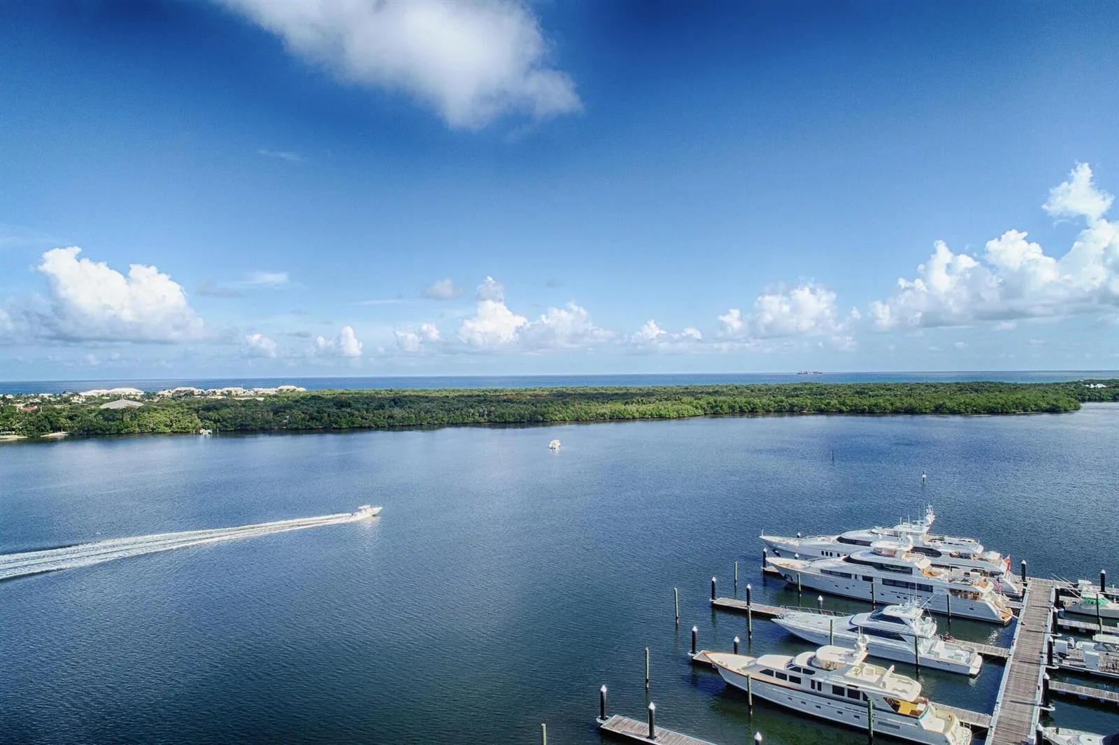 100 Lakeshore Drive # 754, North Palm Beach, FL 33408