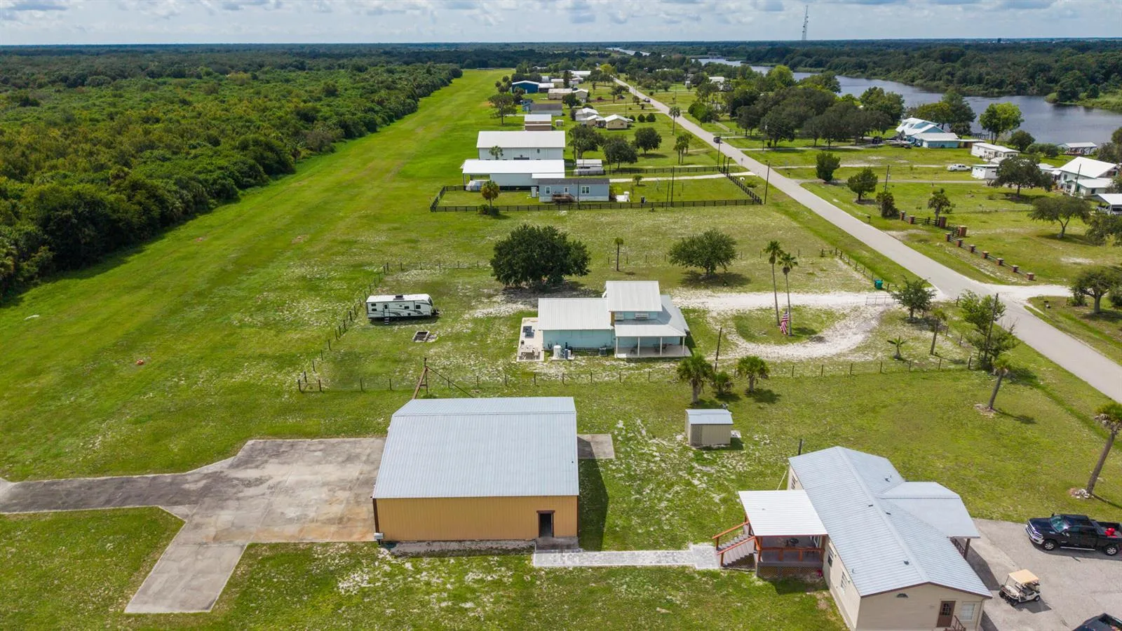 19695 NW 80th Drive, Okeechobee, FL 34972 photo 10