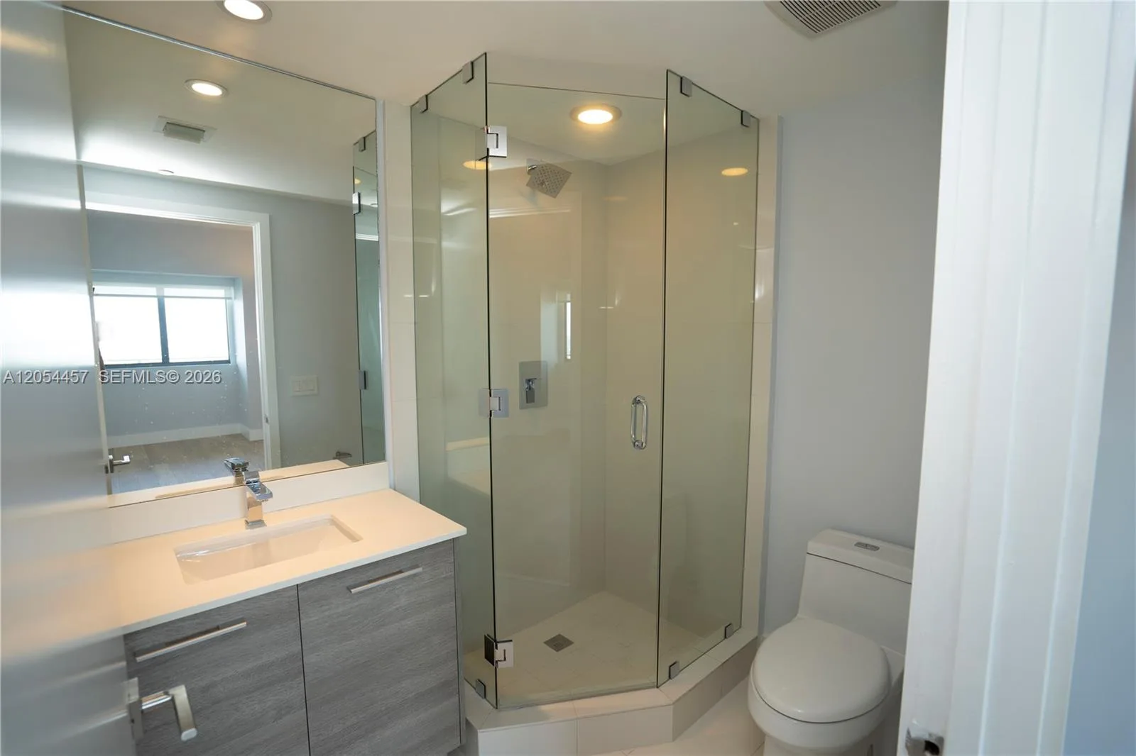 650 NE 32nd St # 4104, Miami, FL 33137 photo 7