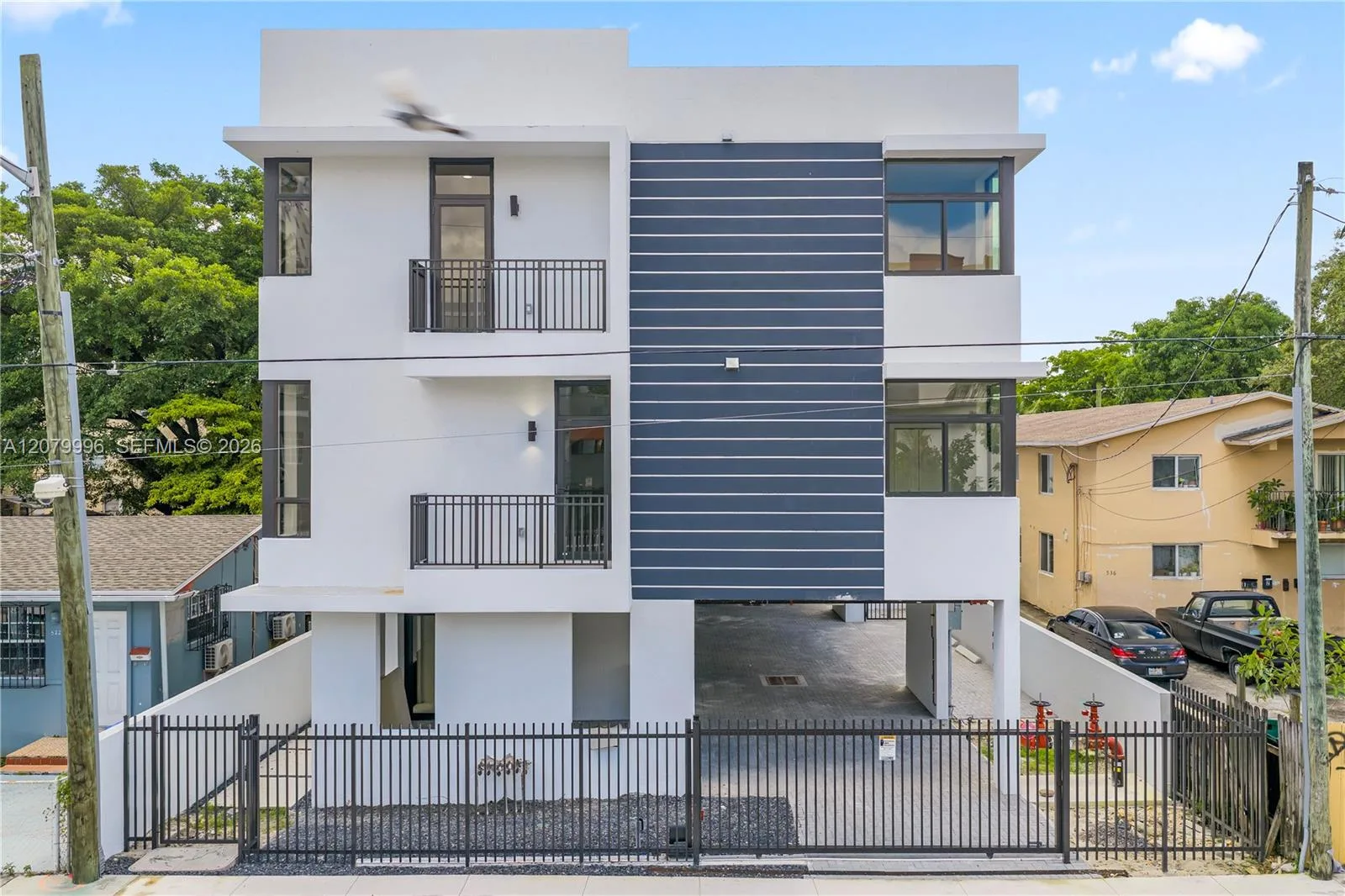 526 SW 2nd St # 1, Miami, FL 33130