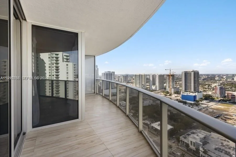 488 NE 18th St # 3801, Miami, FL 33132 photo 9