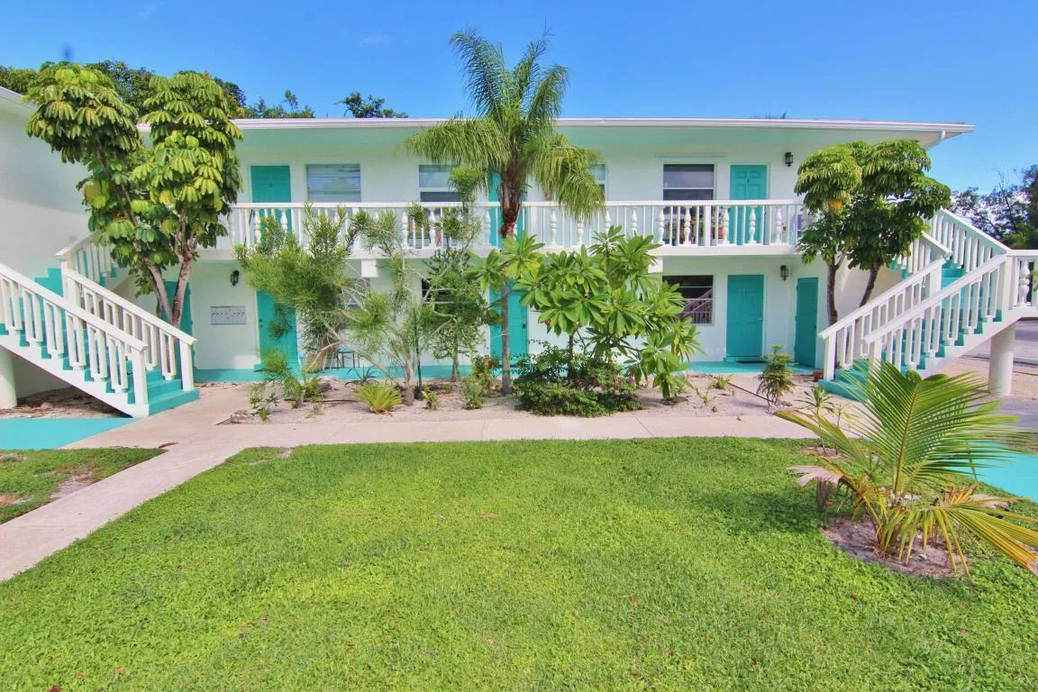 221 SE 3rd Avenue # 6, Boynton Beach, FL 33435
