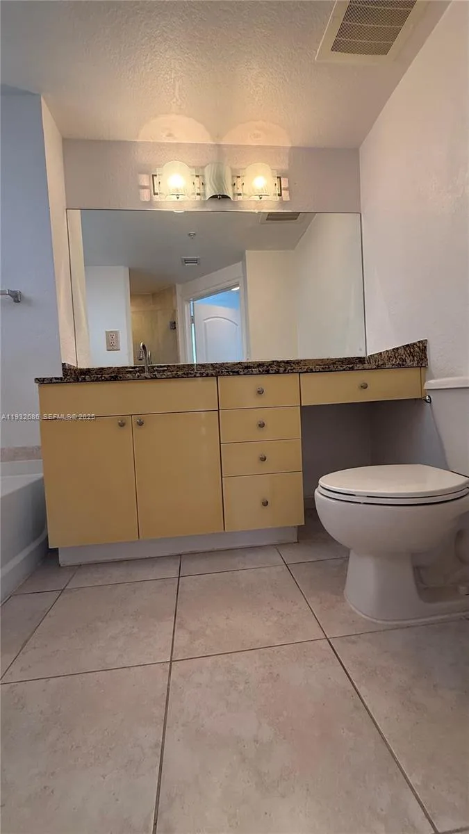 1830 Radius Dr # 915, Hollywood, FL 33020 photo 12