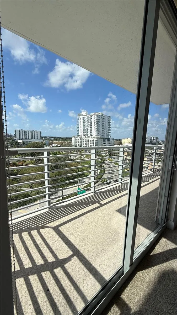 1830 Radius Dr # 915, Hollywood, FL 33020 photo 9