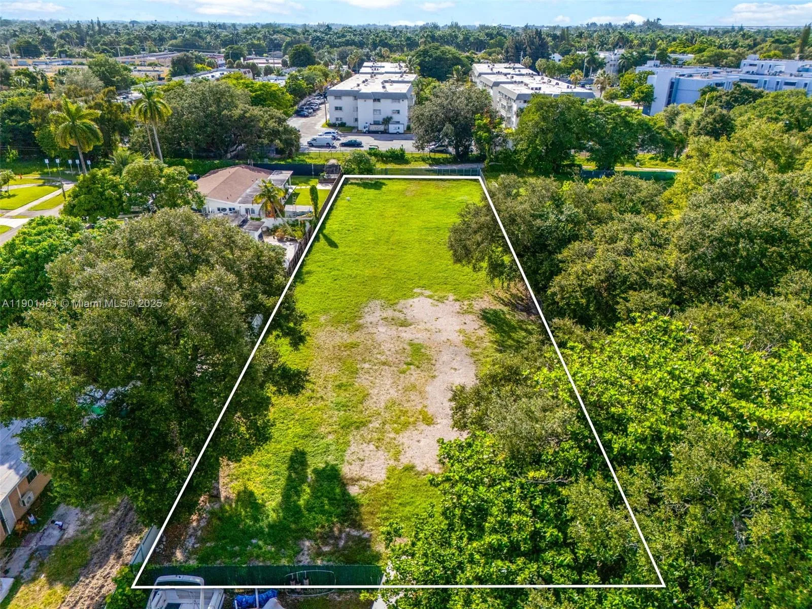 NE 8th Avenue NE 152nd Street, North Miami, FL 33162 photo 12