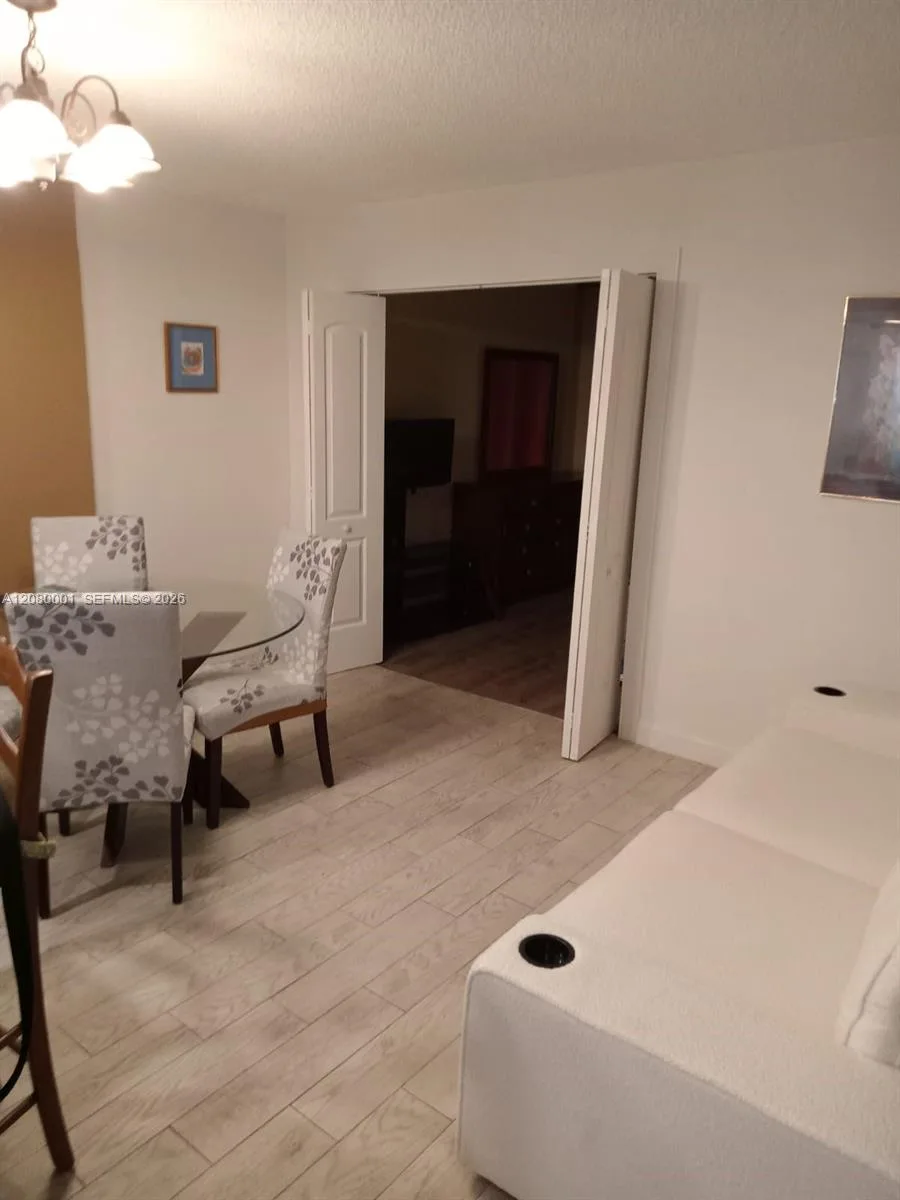 319 NE 14th Ave # 604, Hallandale Beach, FL 33009 photo 11