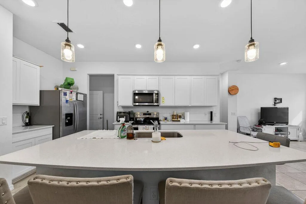 1351 NW 102nd Street, Miami, FL 33147
