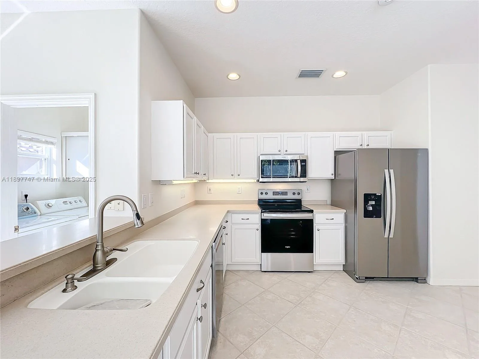 4874 Sabal Lake, Sarasota, FL 34238 photo 5