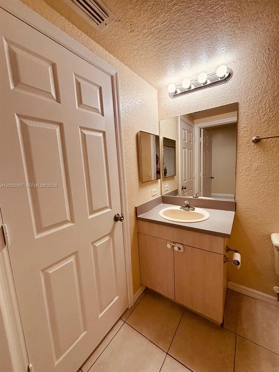 2403 Belmont Ln # 2403, North Lauderdale, FL 33068 photo 10
