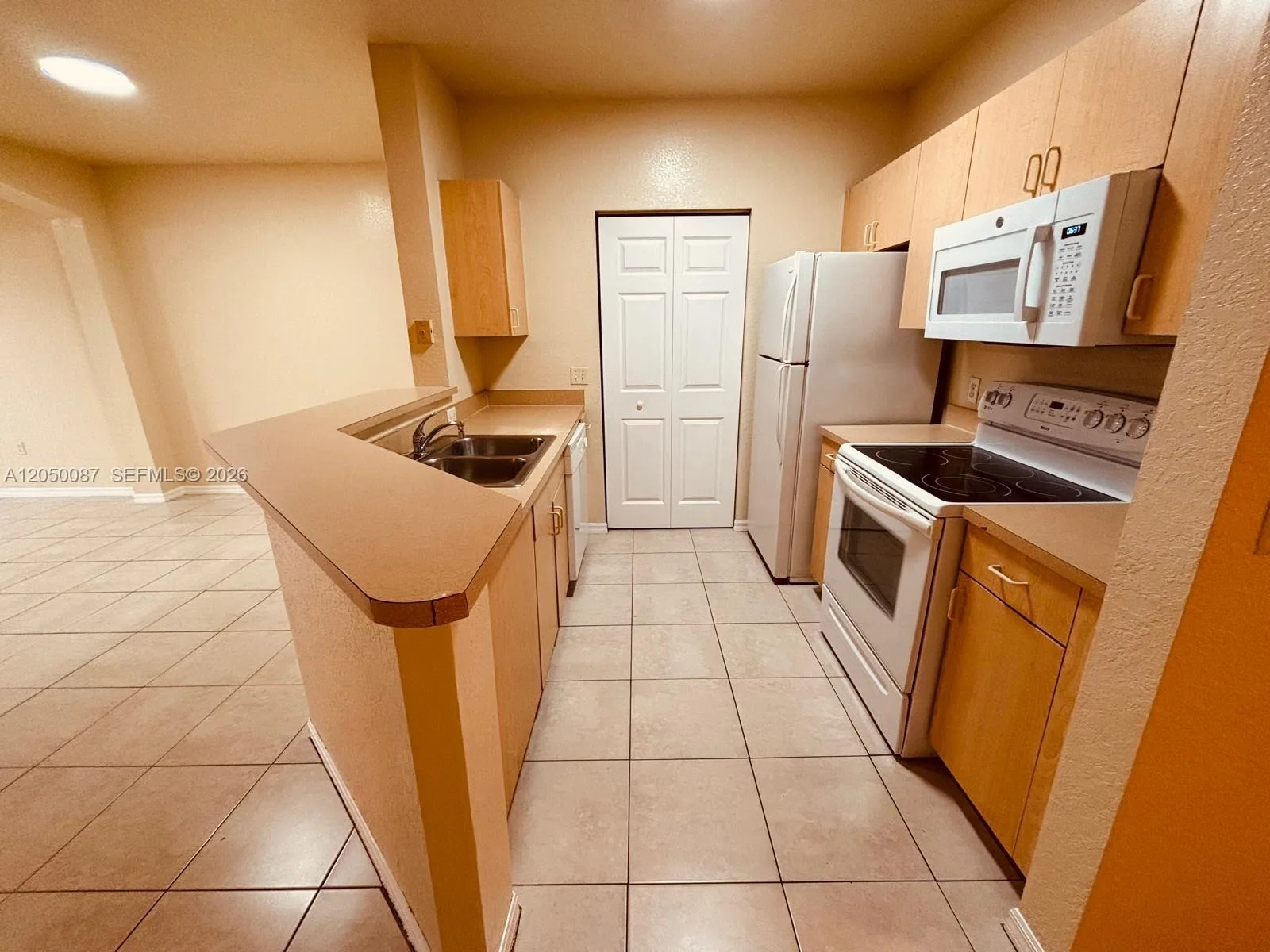 2403 Belmont Ln # 2403, North Lauderdale, FL 33068 photo 7