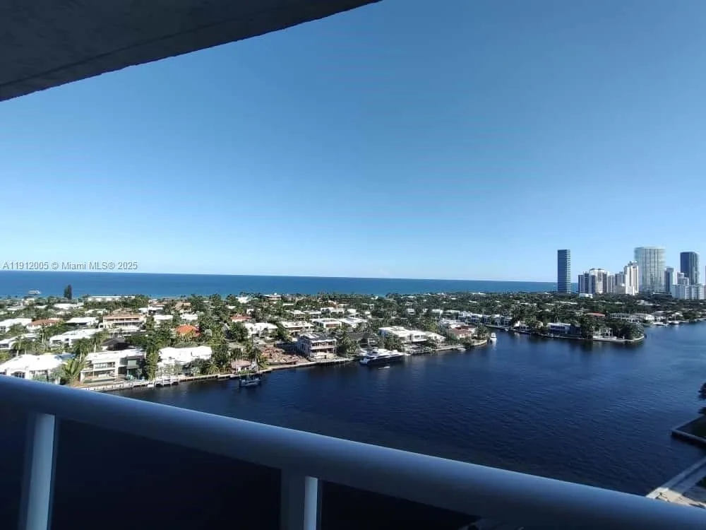 20515 E Country Club Dr # 2047, Aventura, FL 33180