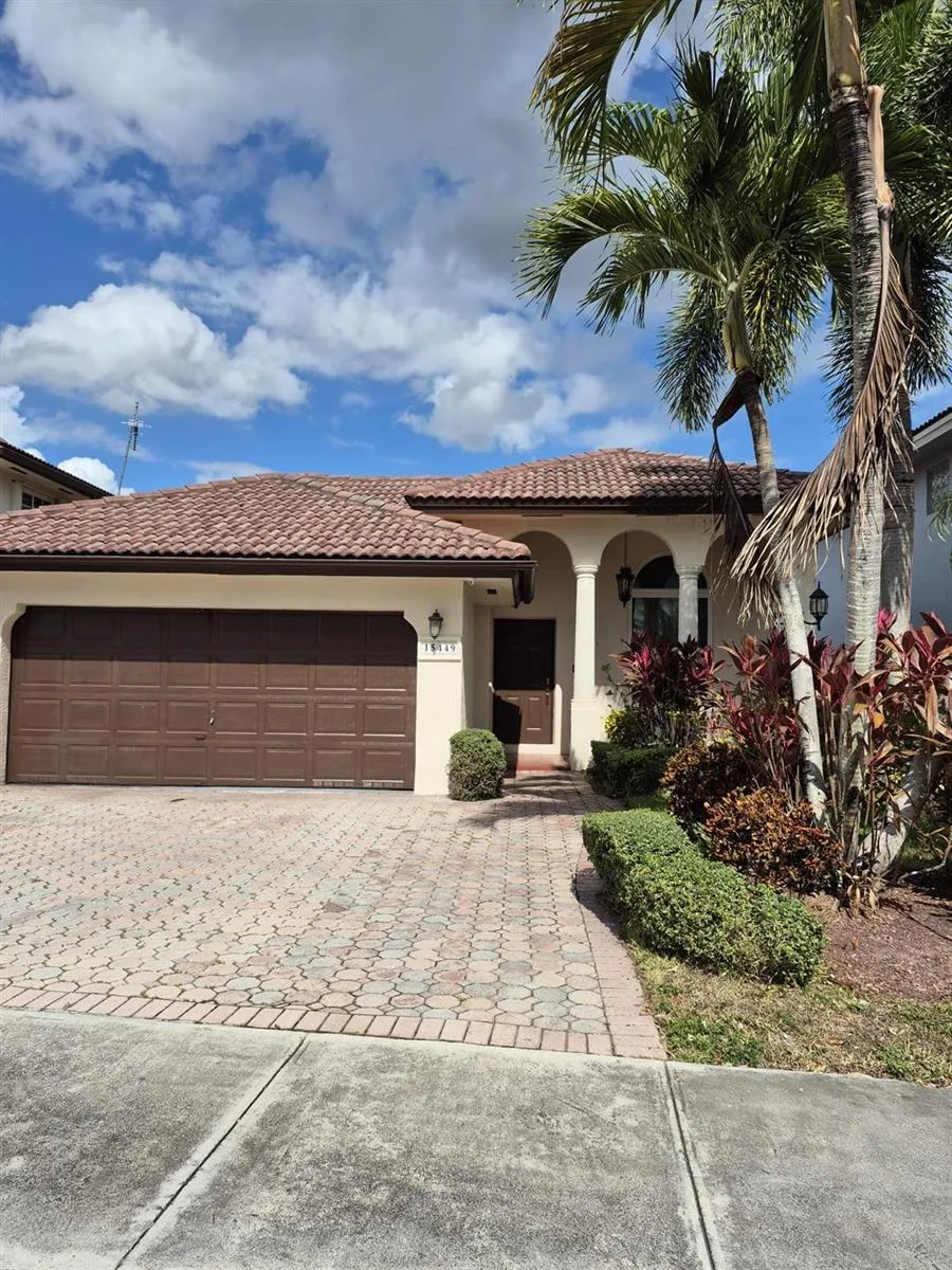 15449 SW 35th Terrace, Miami, FL 33185