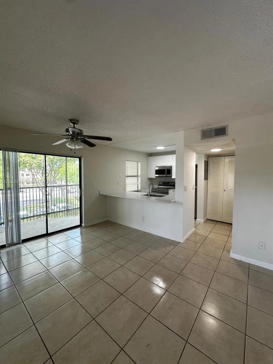 3400 Foxcroft Rd # 301, Miramar, FL 33025 photo 9