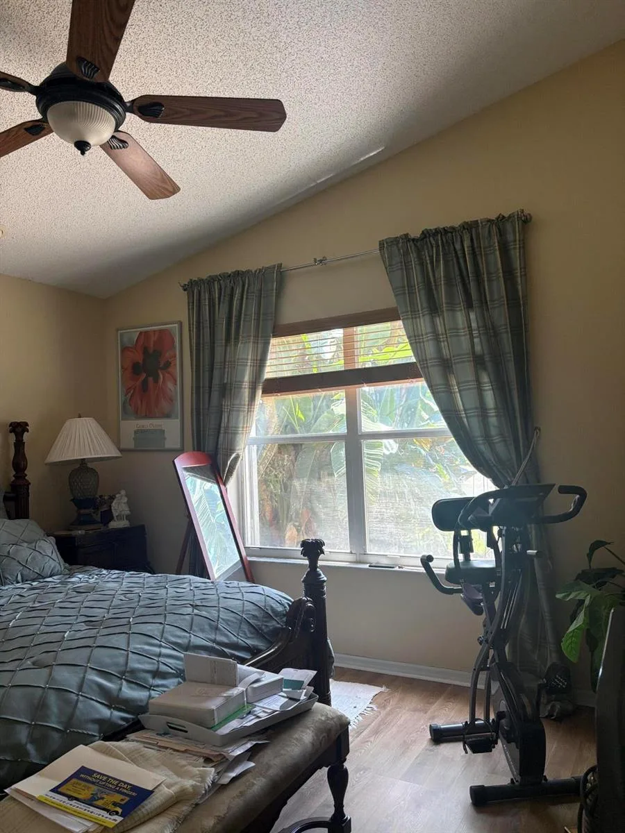 9815 Lemonwood Drive, Boynton Beach, FL 33437 photo 2